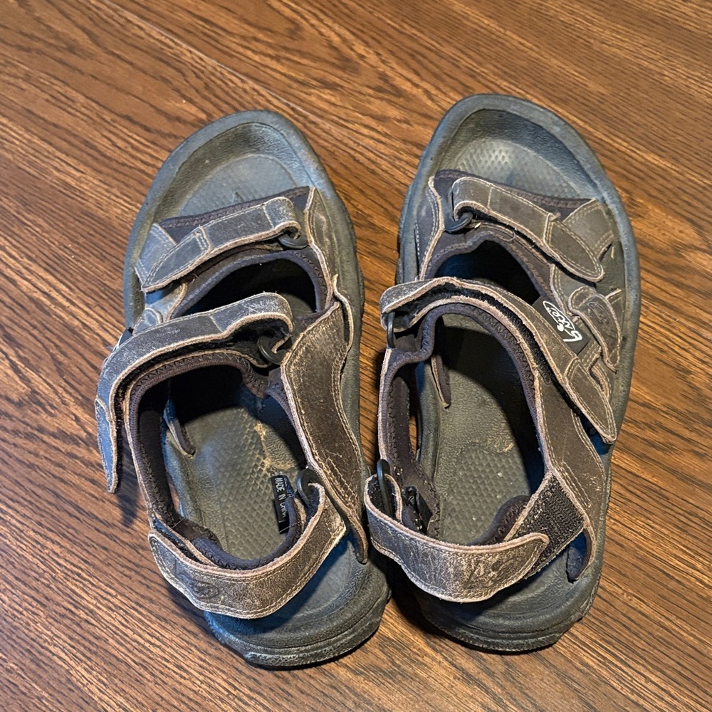 Bite Golf sandals